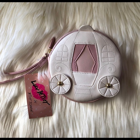 Betsey Johnson Handbags - NWT Betsey Johnson carousel wristlet